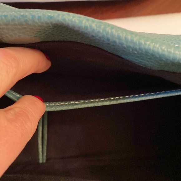 Heirloom leather handbag carried once in mint condition.  See pictures! - Picture 6 of 11